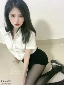 倦倦喵cos写真图集合集赏析-宅图社