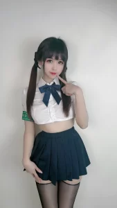 miko酱ww比基尼图曝光？私人舞蹈＋吉他妹妹写真让人绷不住-宅图社